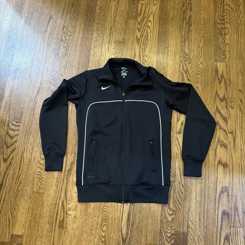 NIKE Womens Medium Jacket Black DriFit Swoosh Full Zip Soft Shell Stretch